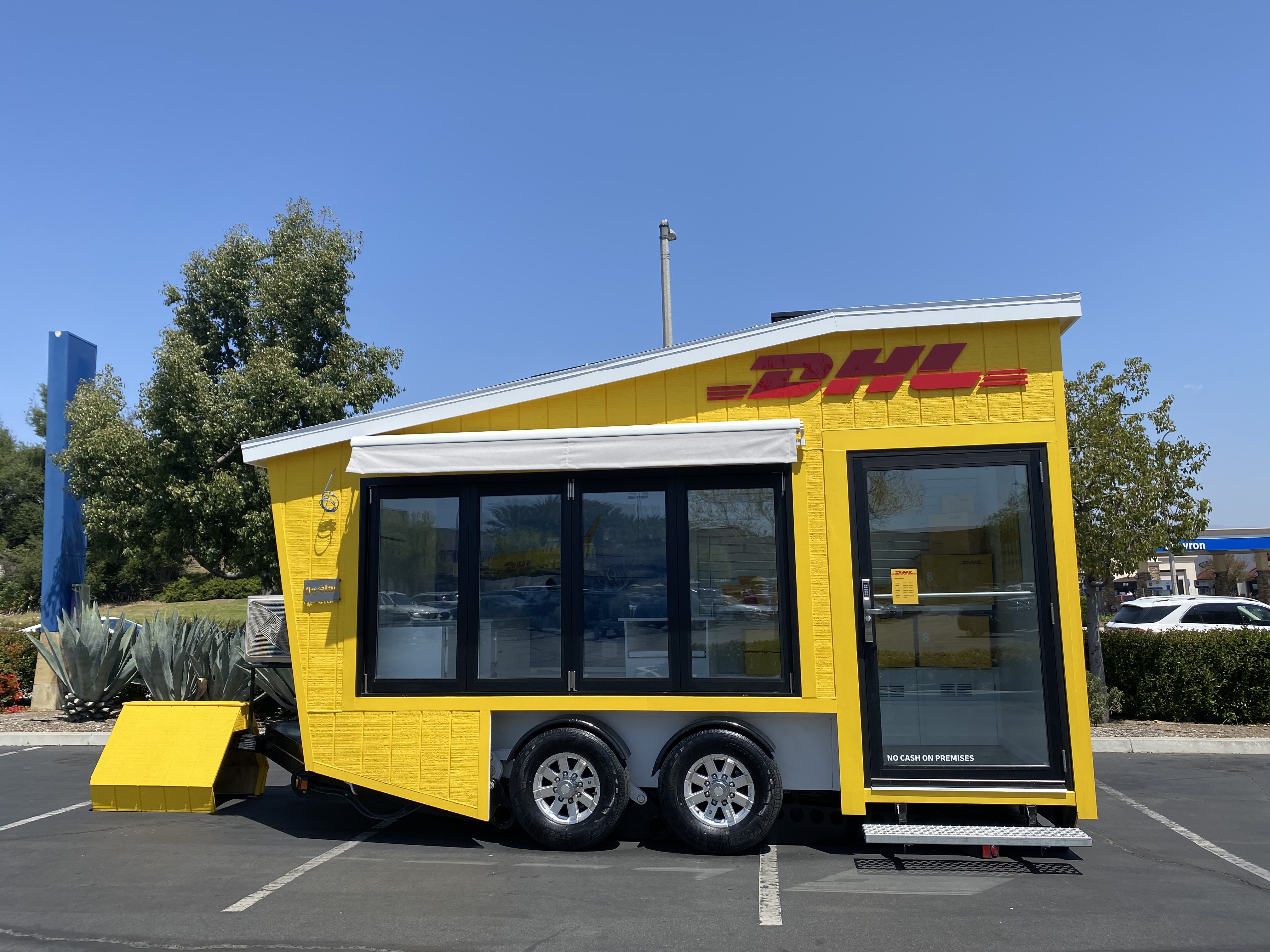 DHL Express rolls into Houston area with mobile pop-up store