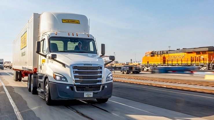 J.B. Hunt And BNSF Launch Premium Intermodal Service | DC Velocity