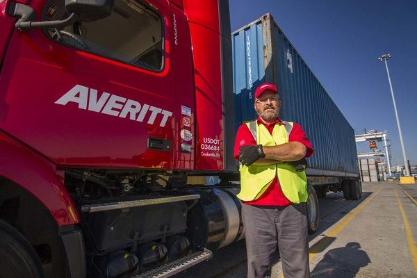 Averitt Honored With ‘Outstanding Logistics Partner Award’ For Services At Port of Mobile