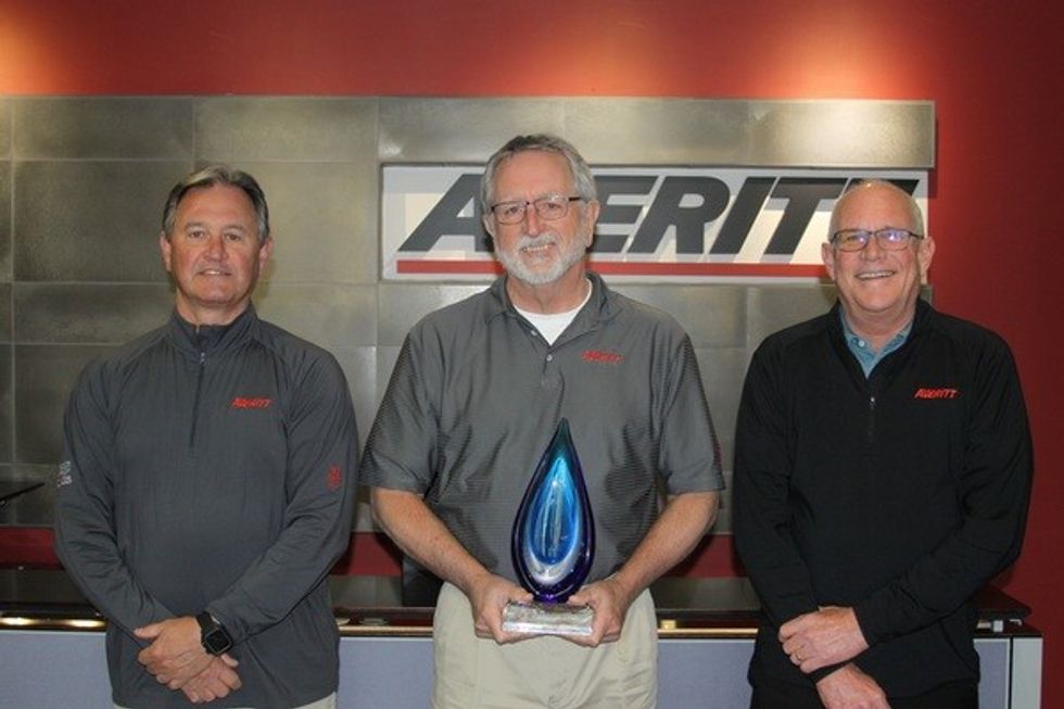 Averitt Named IL2000's Truckload Carrier of the Year