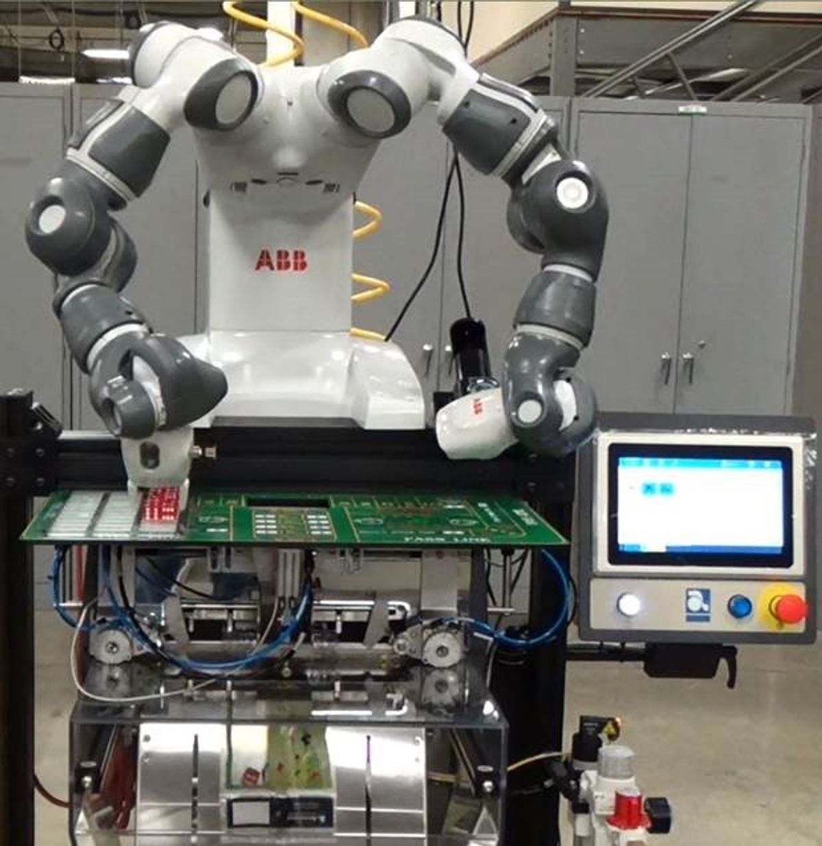 Automated Packaging Systems Integrates Collaborative Robot to Streamline Tasks for Bag Packaging