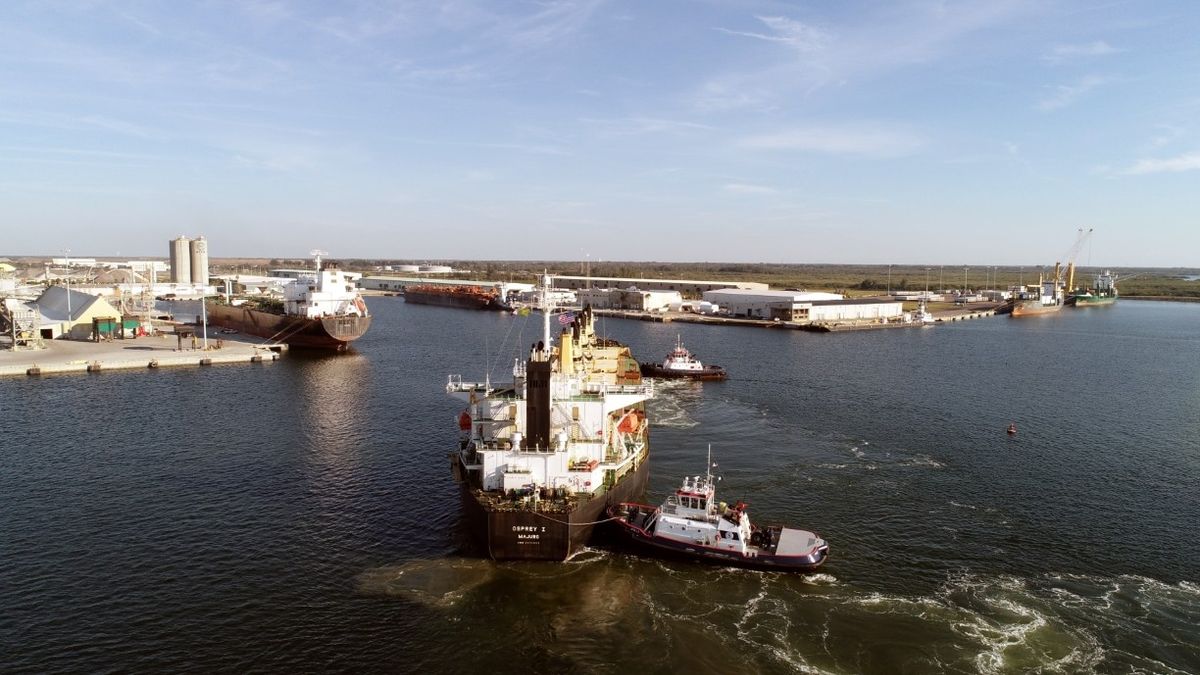 Port Manatee receives first Carver Maritime shipment