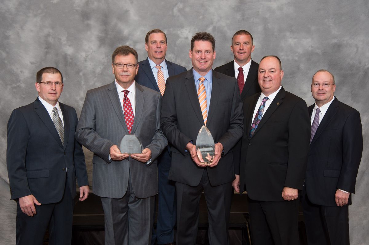 Crown Equipment Recognizes Best Branches and Dealers in North America