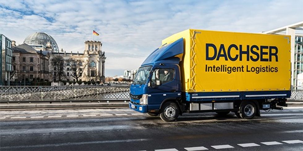 Daimler delivers first electric trucks in Europe