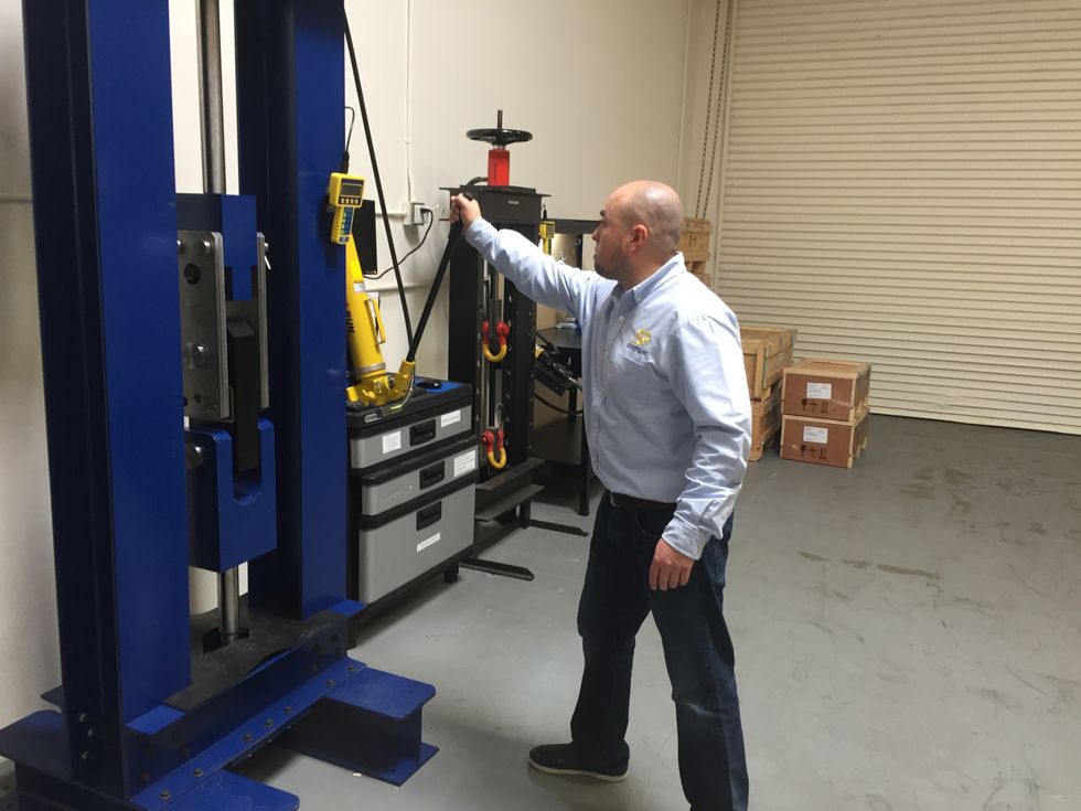 New Load Cell Test Machines for Straightpoint in UK and US