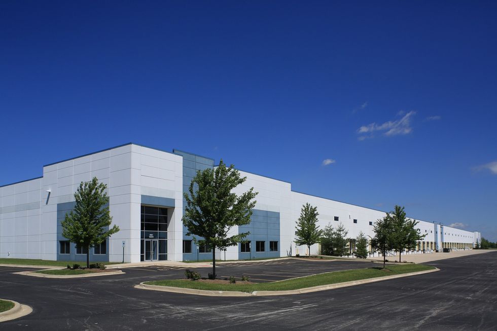 Molto Properties Closes $27.8 Million Sale of Joliet, Ill., Industrial Asset