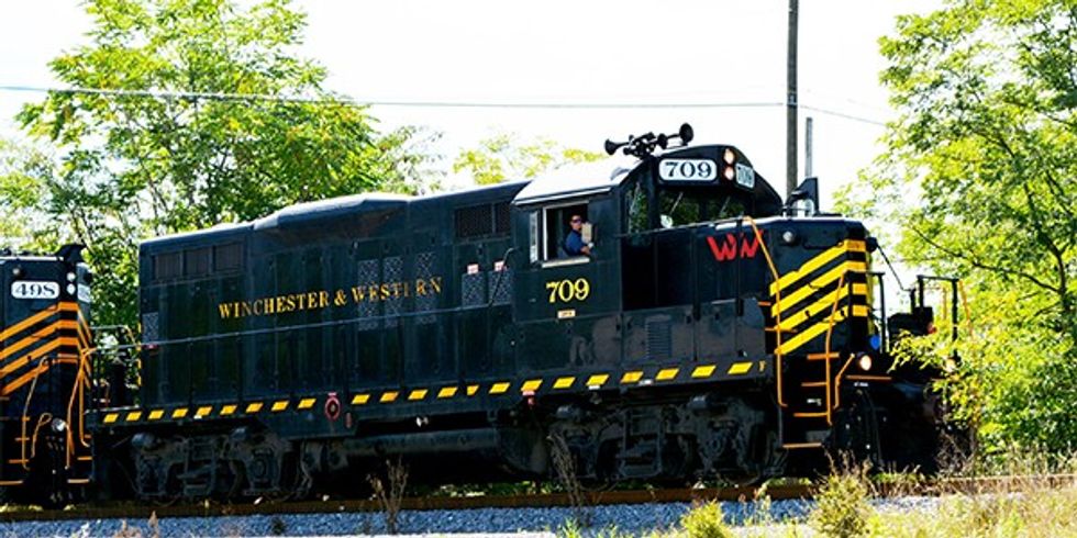 OmniTrax to acquire Winchester & Western Railroad for $105 million