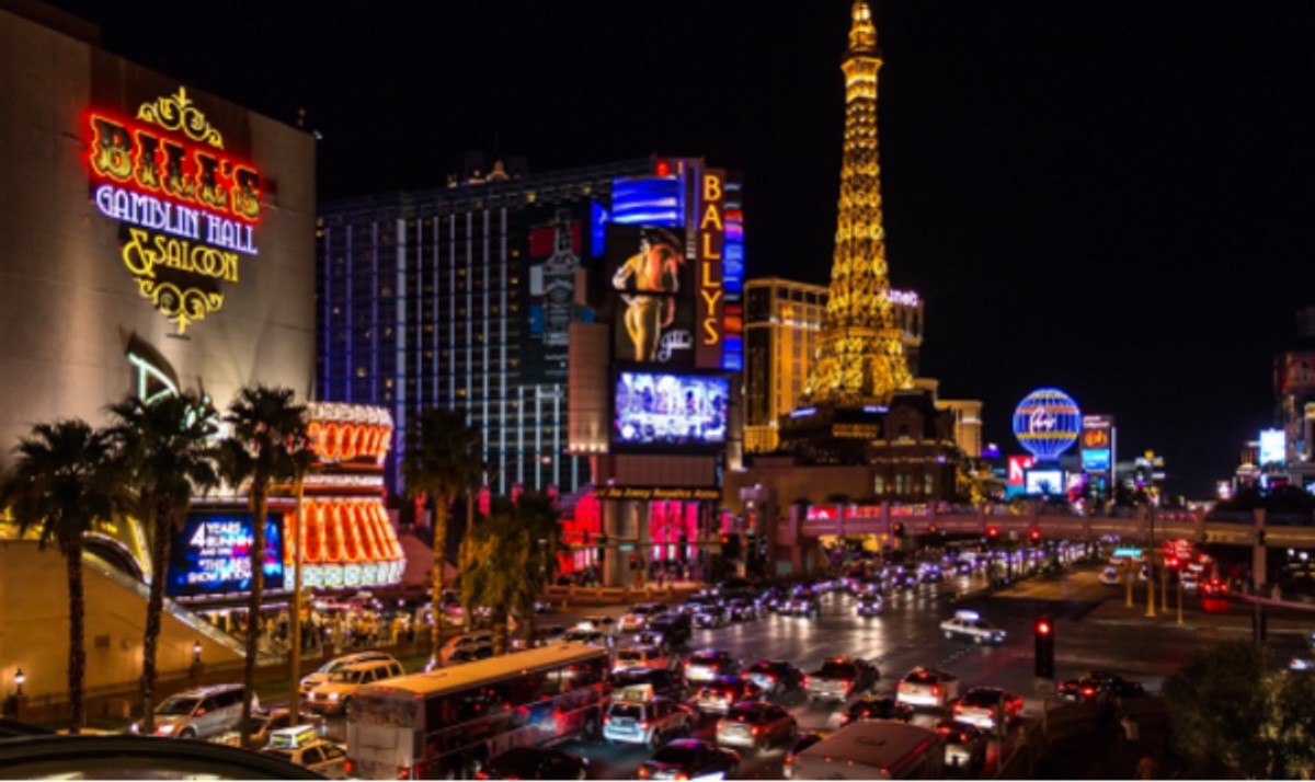 Light-for-Light: Comparing Las Vegas and Online Casino Logistics