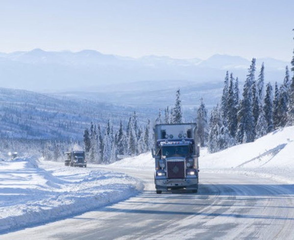 U.S. Bank Index: Truck freight market ends 2023 with double-digit drops in volume, spending 